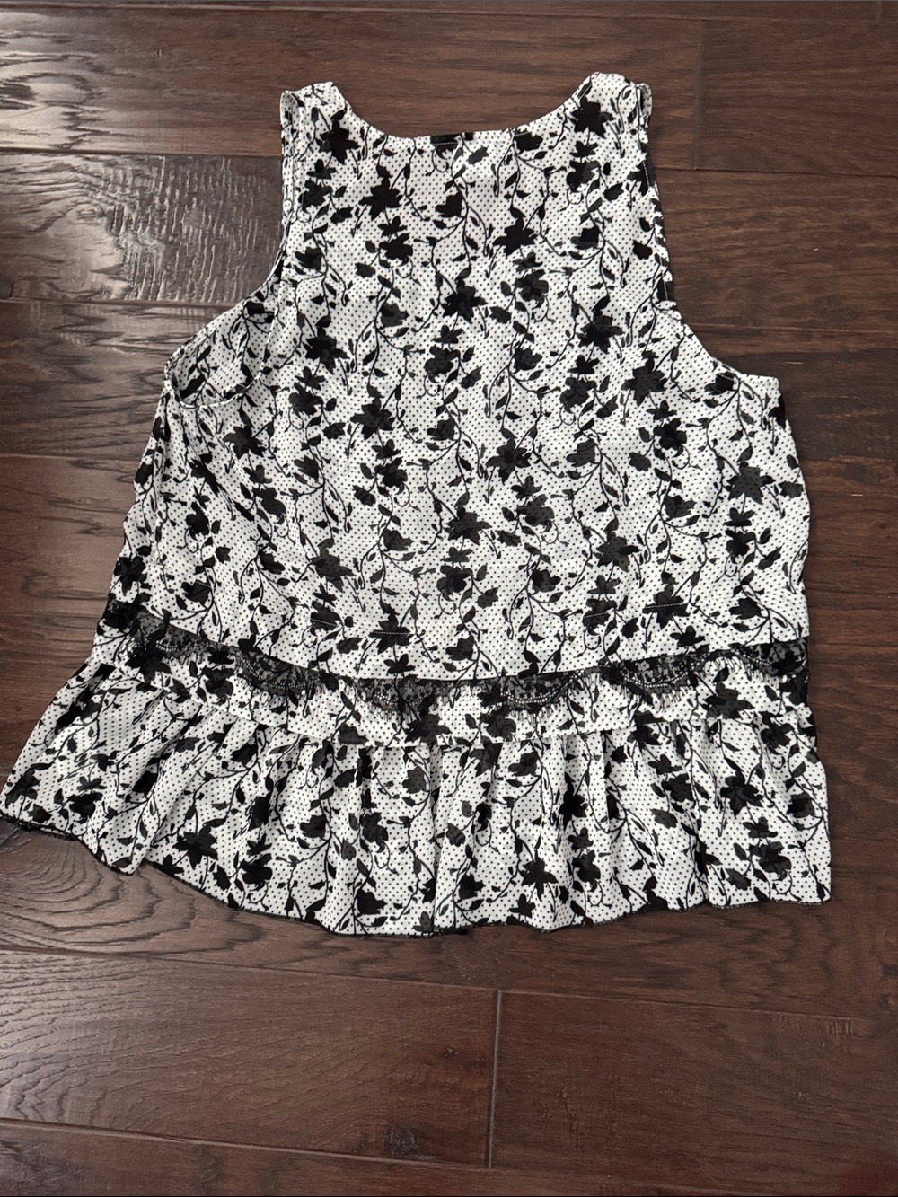 CAbi Black & White Floral Tiered Skirt with White Polka Dot Tank style# 5907 - Picture 4 of 9